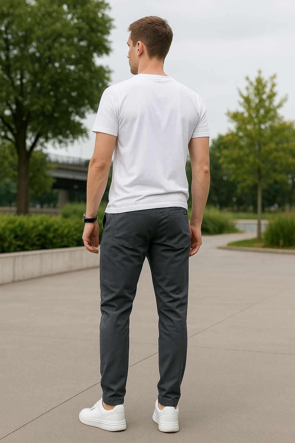Heren Skinny Cargobroek Met Hoge Stretch, Casual Joggingbroek Met Meerdere Zakken Voor Buiten | VIQA VIQA© NEDERLAND