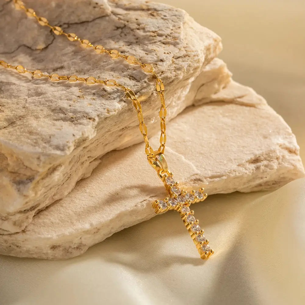 18K Vergulde Cubic Zirconia Kruis Hanger Ketting Voor Dames VIQA© NEDERLANDGoud