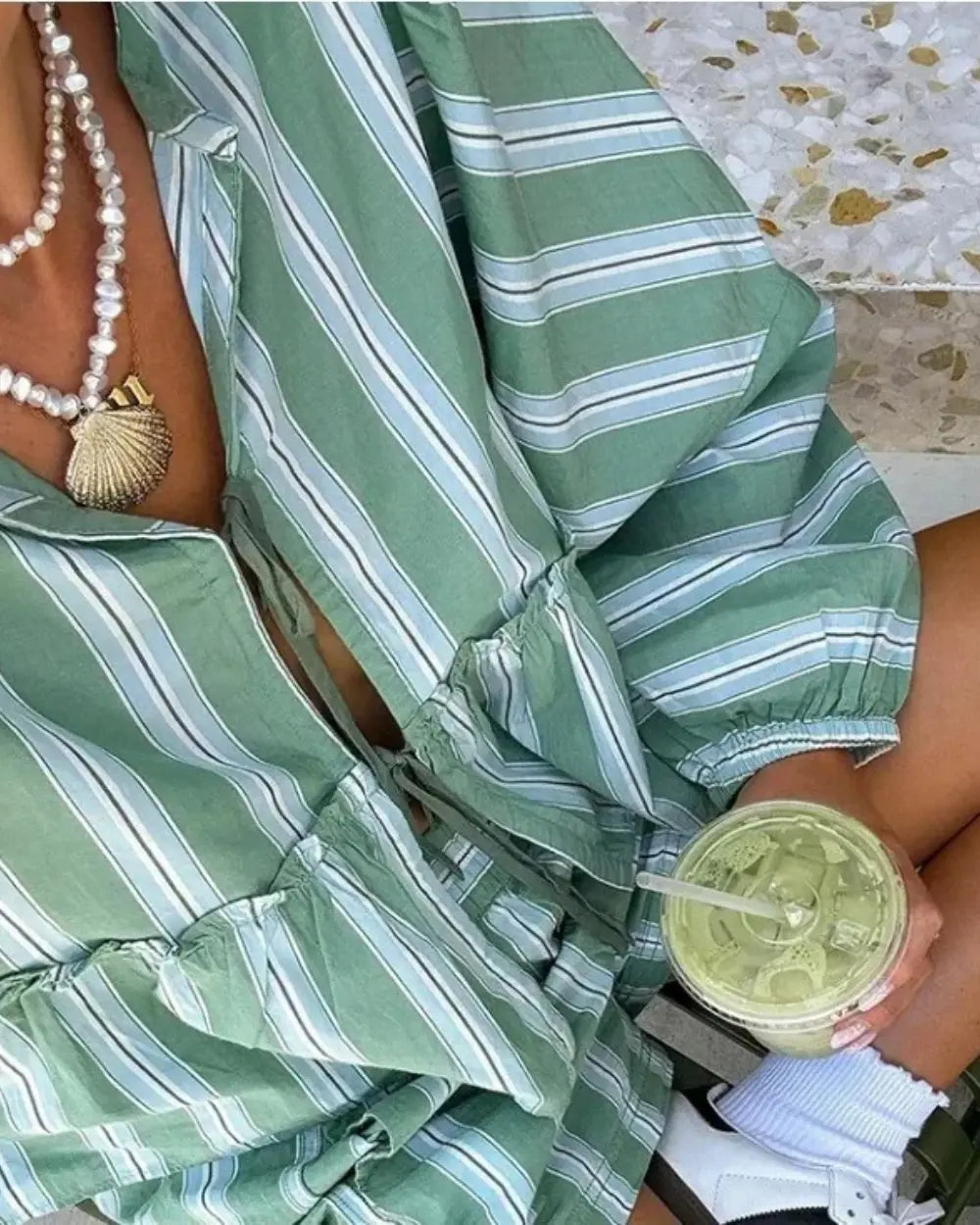 Carolina Tweedelige Zomerset Met Top En Korte Broek VIQA© NEDERLAND