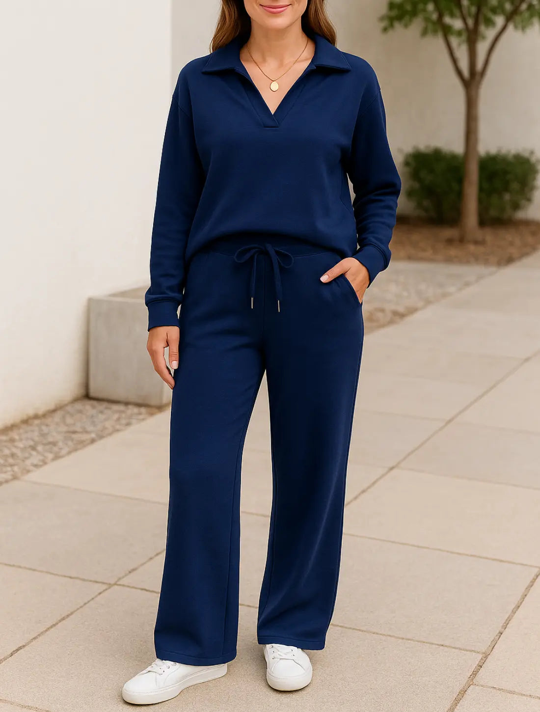 Tweedelige Set Voor Dames, Top Met V-Hals En Lange Mouwen, Elastische Tailleband Met Trekkoord En Wijde Broek Met Elastische Tailleband | VIQA VIQA© NEDERLANDBlauw / 2XL