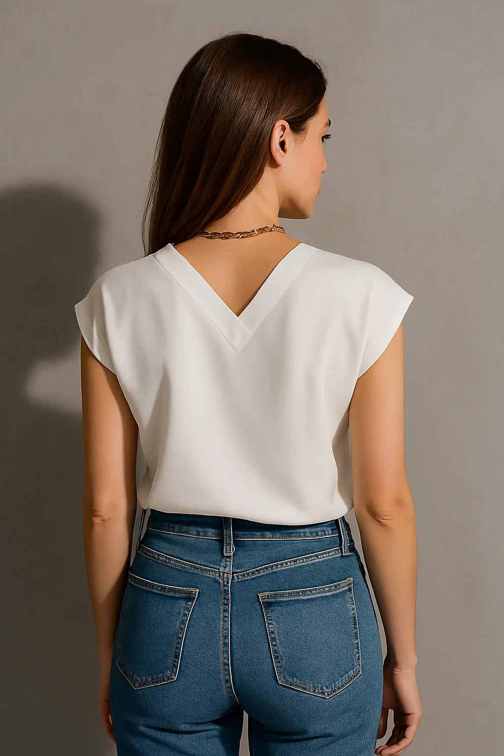 Carol Elegante Blouse Met V-hals VIQA© NEDERLAND