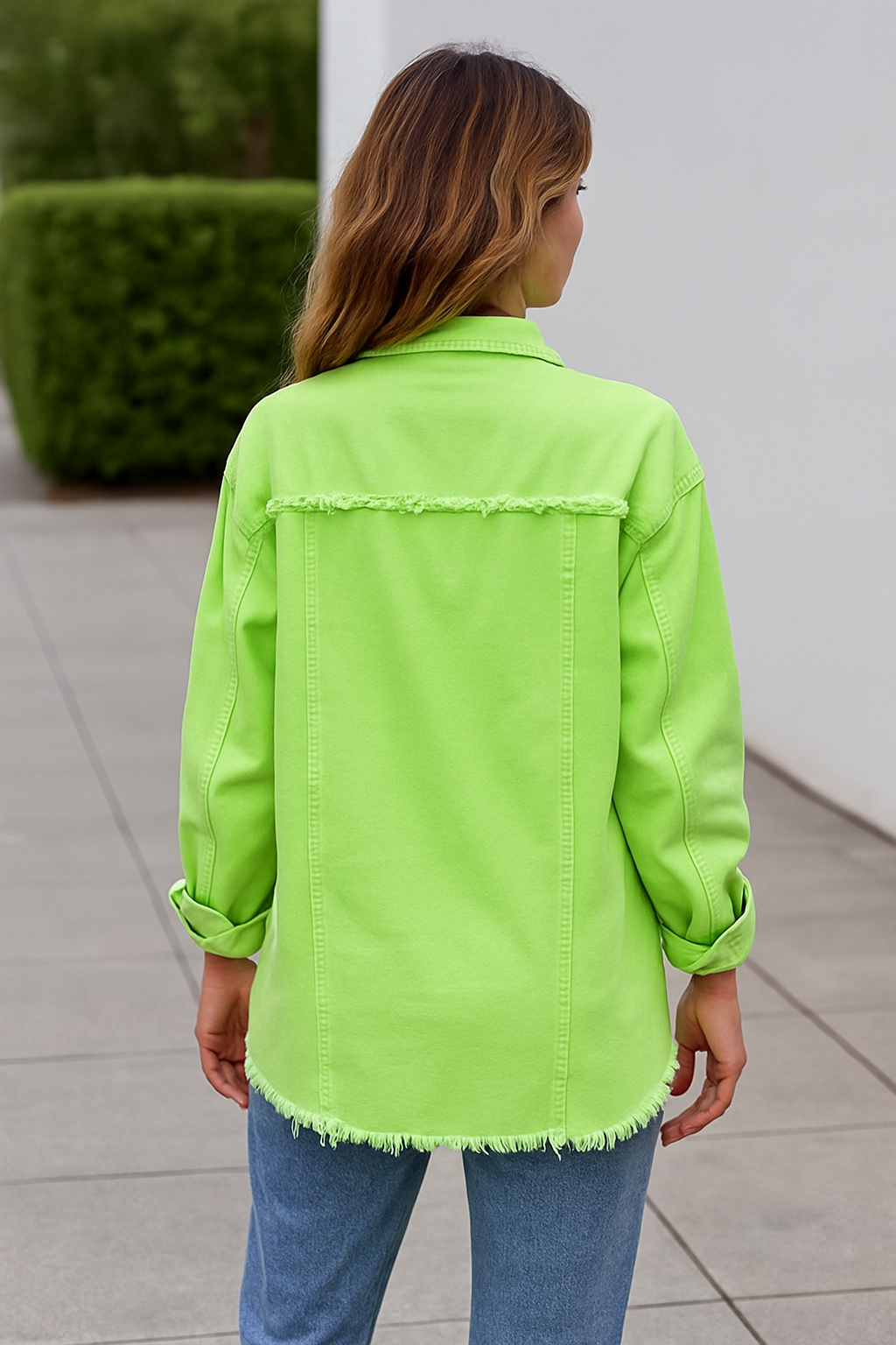 Spijkerjasje Voor Dames, Los Casual Jeancoat Met Onafgewerkte Randen En Distressed Gaten | VIQA VIQA© NEDERLAND